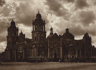 Meksiko: pääkaupunki Mejico, La catedral (s/w valokuva) tekijältä Hugo Brehme