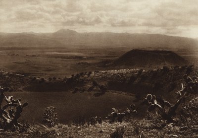 Meksiko: La Caldera, sammuneita tulivuoria pääkaupungin Meksikon ympäristössä (s/w-kuva). tekijältä Hugo Brehme