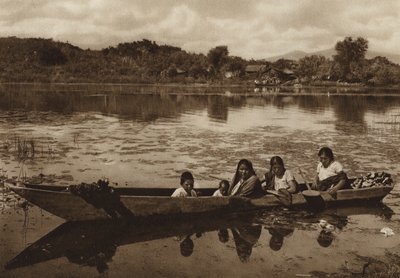 Meksiko: Laguna de Patzcuaro (s/w-kuva) tekijältä Hugo Brehme