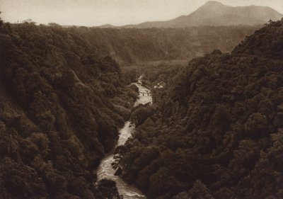 Meksiko: Orizaba, Kanada (s/w-kuva) tekijältä Hugo Brehme
