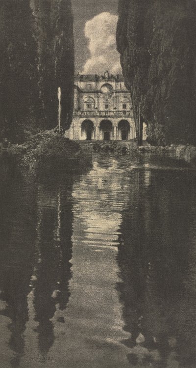 Työhuone: Villa Falconieri tekijältä Hugo Henneberg