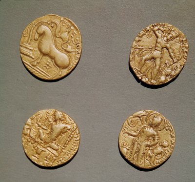 Samudragupta (335-375) Kumaragupta I (415-454) ja Chandragupta I (320-335) dinaari (kulta) tekijältä Indian School