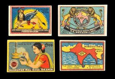 Tulitikkurin tarrat tekijältä Indian School