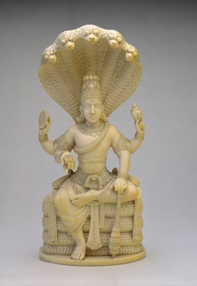 Vishnu istuu Serpent Seshan päällä, kädessään kuori, nuija, kiekko ja lootus tekijältä Indian School