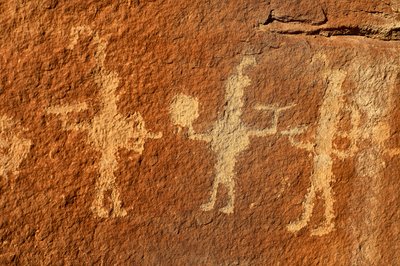 Nine Mile Canyonissa Warrior Ridgellä erilaisia Fremontin taistelu- ja taistelukohtauksia paneeleista., 2005 (kuva) tekijältä Ira Block
