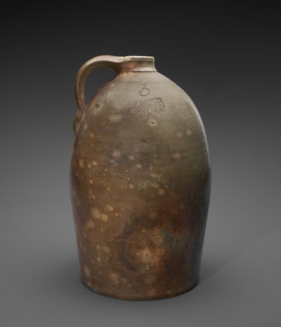 Kannu, c. 1873-1882 (suolalasitettu kivitavara) tekijältä Isaac Suttles Pottery