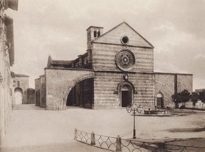 Assisi: S Chiaran kirkko ja luostari, Filippo da Campello (valkoinen kuva) tekijältä Italian Photographer