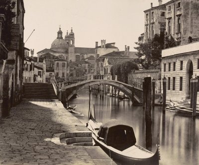 Silta Rio Ognissantilla Venetsiassa, noin 1875 tekijältä Italian Photographer