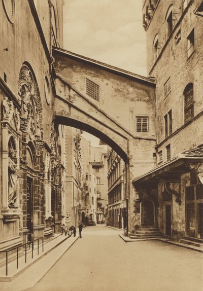 Florència / Florència: Església de S Michele, la part baixa des del costat oest, Arnolfo di Cambio i Taddeo Gaddi (foto b / n) finlandès tekijältä Italian Photographer