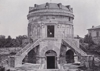 Italia: Theodorikin hauta, Ravenna (m/v kuva) tekijältä Italian Photographer