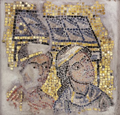 Mosaiikkipaneeli, jossa kaksi päätä ja rakennus taustalla, n.1213 (mosaiikki) tekijältä Italian School