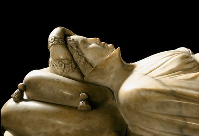 Savonan markiisin suvun Ilaria del Carretto -muistomerkki. Yksityiskohta. Marmori veistos tekijältä Jacopo della Quercia