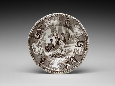 Kuppilautanen, c. 1837-1856 (lyijylasitettu keramiikka siirtopainatuksella) tekijältä James (attr.to) Beech