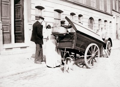 Ihmiset ja koirakärryt, Antwerpen, 1898 tekijältä James Batkin