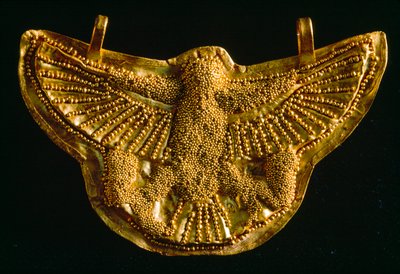 Kultahaukka-riipus Bodrumin vedenalaisen arkeologian museosta. Bodrum, Turkki. tekijältä James L Stanfield