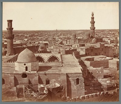 Egypti. Kairo. Yleisnäkymä - taustalla Umm as-Sultan Sha
