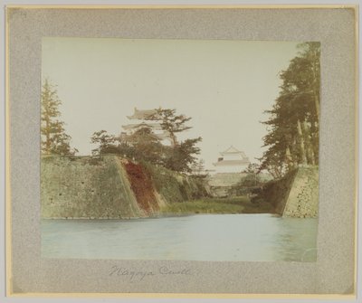 Nagoyan linna, Japani (käsinvärinen mustavalkokuva) tekijältä Japanese Photographer