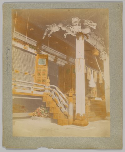 Tōshō-gū, Nikko, Japani (käsinvärinen mustavalkokuva) tekijältä Japanese Photographer