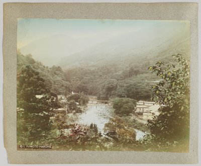 Yumoto Hakone, Kanagawan prefektuuri (käsinvärinen mustavalkokuva) tekijältä Japanese Photographer