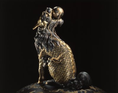 Yksityiskohta suitsutuspolttimen loppuosasta, Kylinin, Meiji-kauden muotoinen, 1800-luvun lopulla (pronssi) (260969:n yksityiskohta) tekijältä Japanese School