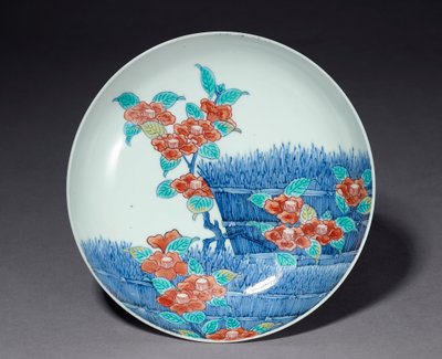 Astia, 1700-luvun alku (posliini, aluslasituksen sininen ja overglaze emalit) tekijältä Japanese School