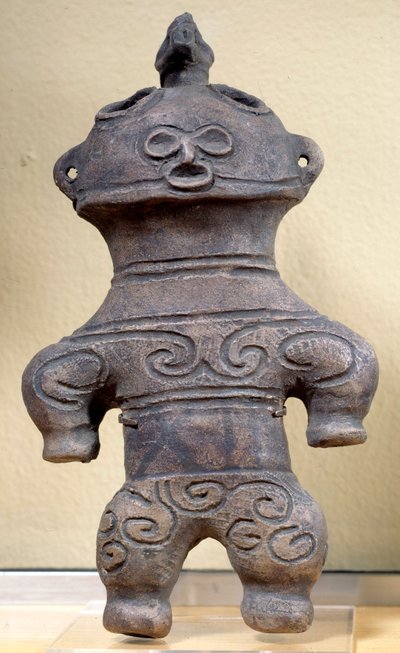 Dogu-patsas Japani, korkeus 20 cm, neoliittinen, Jomon-kausi tekijältä Japanese School