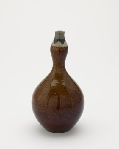 Kurpitsan muotoinen sakepullo, Nagayo, Nagasakin prefektuuri, Edo-kausi, 1700-luvun alku - 1800-luvun alku (keraaminen) tekijältä Japanese School