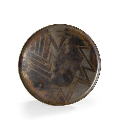 Laturi ruskea ja hopea patinoitu Dinanderie, n.1914 (metalli) tekijältä Jean Dunand