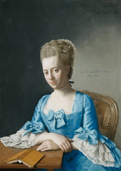 Gracen muotokuva, Clanbrassilin kreivitär, s. Foley, puolipitkä, sinisessä mekossa, istuu pöydän ääressä, kätensä ristissä, 1774 tekijältä Jean Étienne Liotard