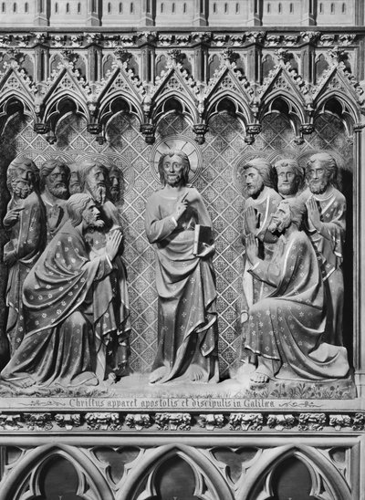 Katedraali, sisustus, kuorotaulu, Jeesus Kristus ilmestyy apostoleille ja opetuslapsille Galileassa, n. 1340-51 (monivärinen kivi) tekijältä Jean and Jean Le Boutellier Ravy
