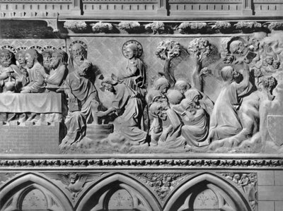 Katedraali, sisustus, kuorosuoja, viimeinen ehtoollinen, Jeesus Kristus pesee apostolien jalkoja, Kristus oliivipuutarhassa, n. 1340-51 (monivärinen kivi) tekijältä Jean and Jean Le Boutellier Ravy