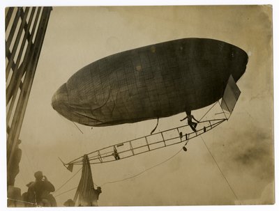 Ilmalaiva "California Arrow" tekijältä Jessie Tarbox Beals