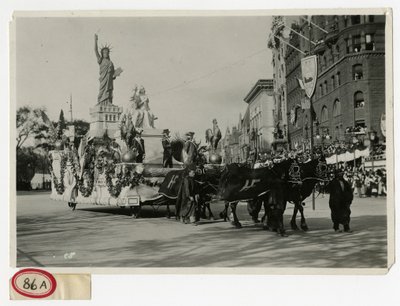 Historiallinen paraati Float nro 53: Vapaudenpatsas tekijältä Jessie Tarbox Beals