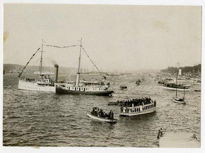 Naval Parade, 25. syyskuuta Yleisnäkymä Grantin haudalle tekijältä Jessie Tarbox Beals