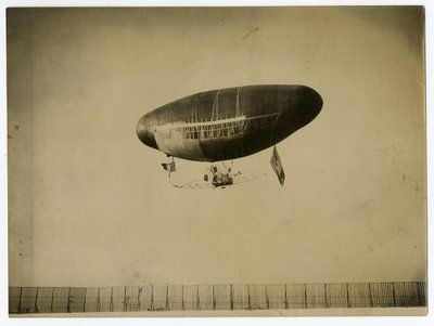 "Ville de St Mande" -ilmalaiva tekijältä Jessie Tarbox Beals