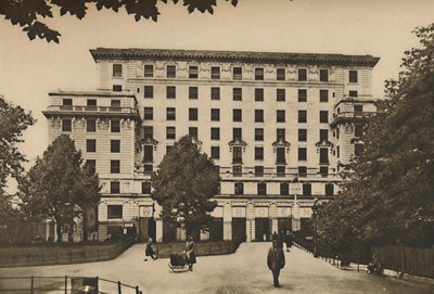 Muurausvuoristomassa West Endsin arvokkaimmalla paikalla, n. 1935. tekijältä Joel