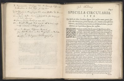 Specilla circularia, sive quo modo per solas circulares figuras fieri possint omnis generis specilla tam microscopia, quam telescopia. tekijältä Johannes Hudde