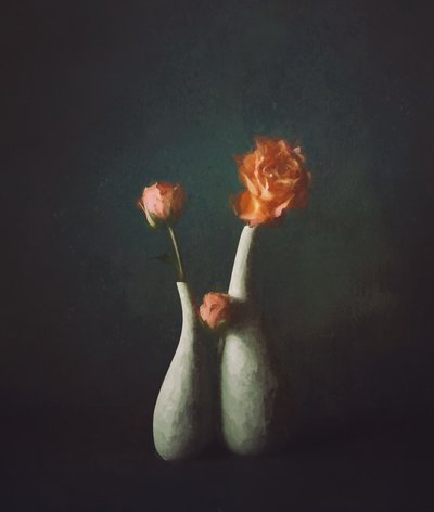 Moody Rose -maljakot tekijältä John-Mei Zhong