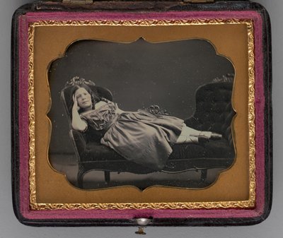 Nimetön muotokuva tytöstä lepotuolissa, 1855. tekijältä John Adams Whipple