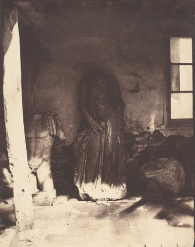 Antiikkia museossa Cherchellissä, Algeriassa, 1853-54. tekijältä John Beasley Greene