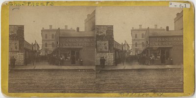 Näkymä John R. Walsh Periodicals -myymälästä Madison Streetillä Chicagossa postitoimiston taustalla, 1869 tekijältä John Carbutt