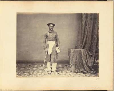 Postimies tekijältä John Edward Saché