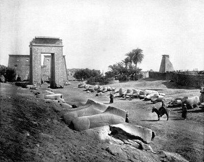 Avenue of Sphinxes, Karnak, Egypti, 1893. tekijältä John L. Stoddard