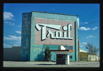 Trail Drive-In, Amarillo, Texas, USA tekijältä John Margolies