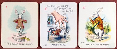 Kolme Happy Family -korttia, jotka kuvaavat Lewis Carrollin Liisa Ihmemaassa -hahmoja tekijältä John Tenniel