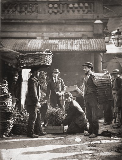 Covent Garden Labourers, elokuvasta Street Life in London, J. Thomson ja Adolphe Smith tekijältä John Thomson