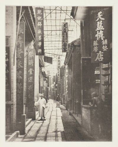 Physic Street, Kanton, n. 1868. tekijältä John Thomson