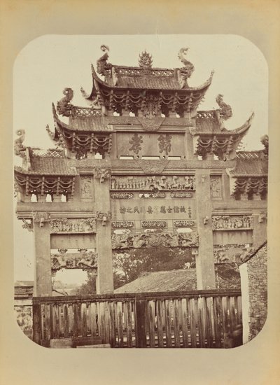 Temppelin portti, Shanghai tekijältä John Thomson