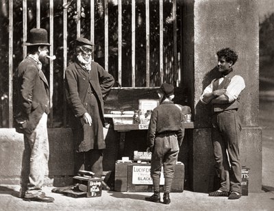 Dramatic Shoe-Black, J. Thomsonin ja Adolphe Smithin elokuvasta Street Life in London tekijältä John Thomson