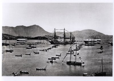 Näkymä Hongkongin satamaan J. Thomsonin teoksesta "Illustrations de la Chine et de ses Habitants", julkaistu vuonna 1873 tekijältä John Thomson